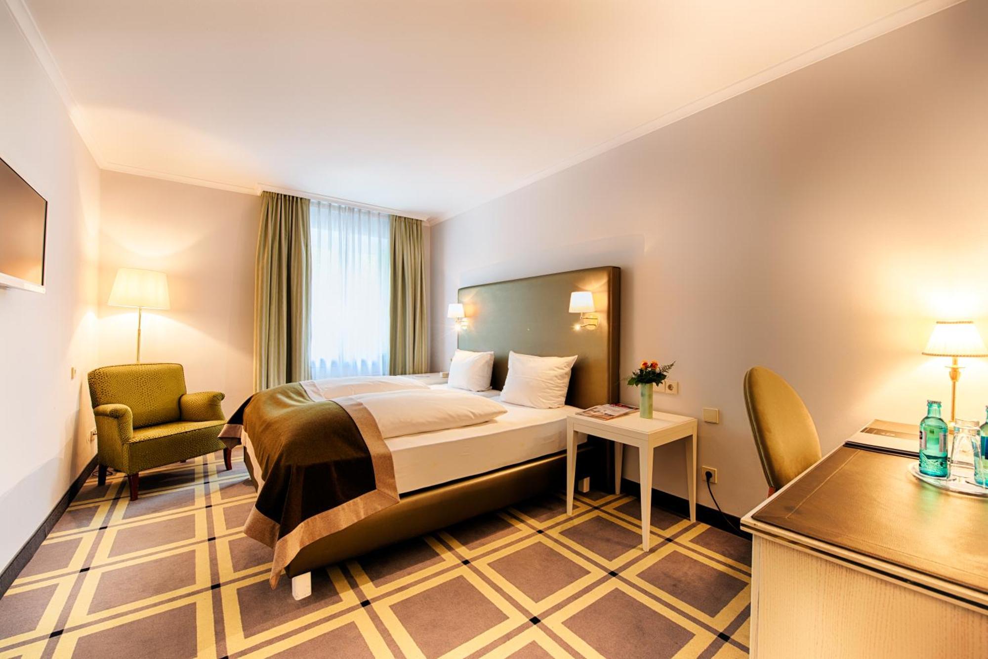 Achat Schreiberhof Hotel Aschheim